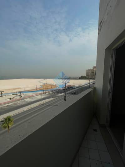 Appartement de 2 chambres à à louer à Corniche Ajman, Ajman - WhatsApp Image 2026-08-06 at 10.47. 49. jpeg
