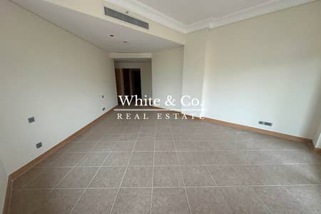 2 Schlafzimmer Wohnung zum zur Miete in Palm Jumeirah, Dubai - Wohnung in Palm Jumeirah,Shoreline Apartments,Al Shahla, 2 schlafzimmer, 230000 AED - 16084415 2 Schlafzimmer Wohnung zum zur Miete in Palm Jumeirah, Dubai - Wohnung in Palm Jumeirah,Shoreline Apartments,Al Shahla, 2 schlafzimmer, 230000 AED - 16084415