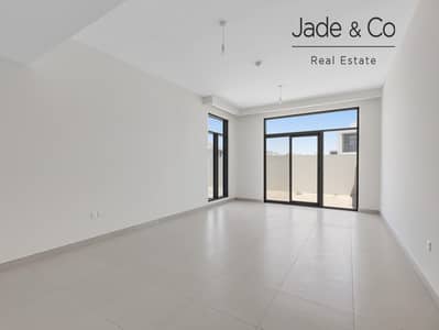 3 Bedroom Villa for Sale in Dubai South, Dubai - Community Expert | Single Row | Genuine listing