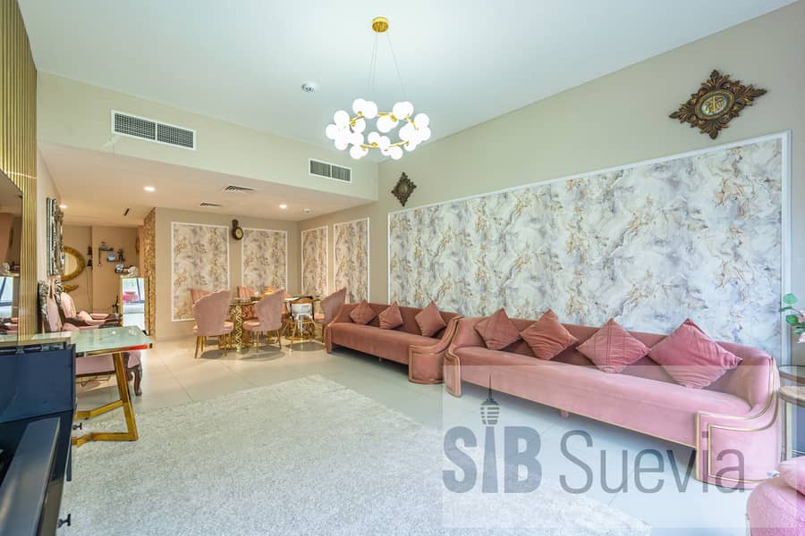 5 Living Room3. jpg. jpeg