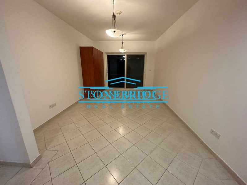 3 listing_1576257632070185_image (8). jpg