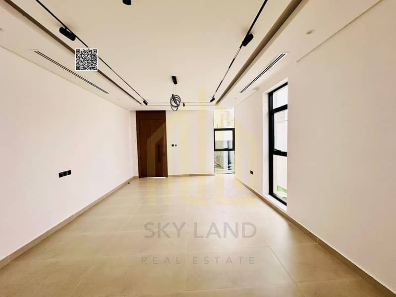 2 004. jpeg