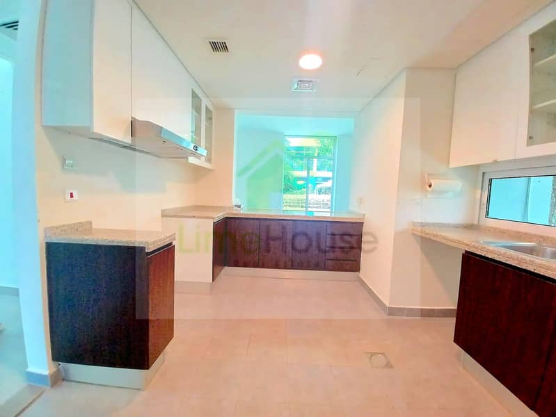 8 arabella-mudon-3-bedroom-semi-detached-villa-open-plan-kitchen-02. jpg