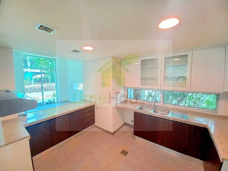 9 arabella-mudon-3-bedroom-semi-detached-villa-open-plan-kitchen-01. jpg