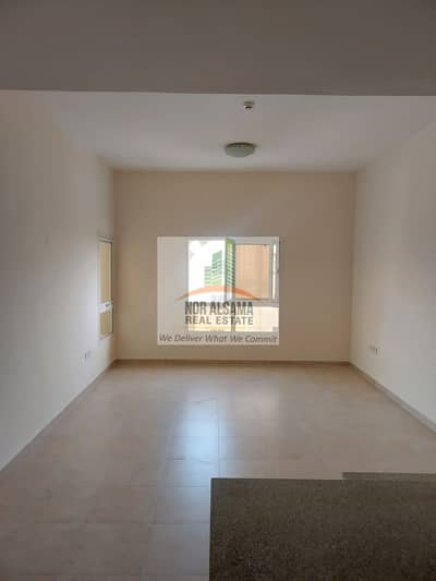 1 Schlafzimmer Wohnung zum zur Miete in Al Quoz, Dubai - IMG-20250916-WA0081. jpg 1 Schlafzimmer Wohnung zum zur Miete in Al Quoz, Dubai - IMG-20250916-WA0081. jpg