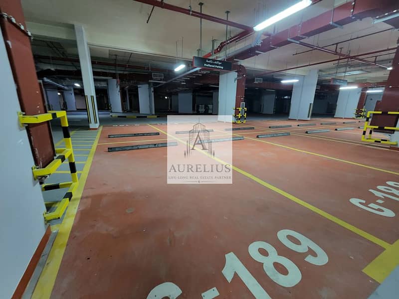 12 Parking#. jpg