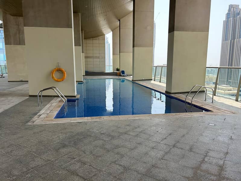 24 Pool Lh-3. jpeg