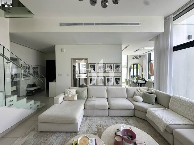 2 images image img