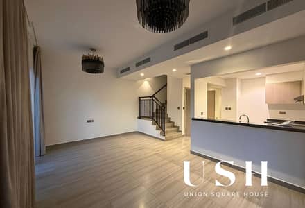 تاون هاوس 4 غرف نوم للايجار في داماك هيلز، دبي - stairs. jpg تاون هاوس 4 غرف نوم للايجار في داماك هيلز، دبي - stairs. jpg