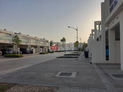 3 Bedroom Townhouse for Rent in DAMAC Hills 2 (Akoya by DAMAC), Dubai - WhatsApp Image 2026-08-06 at 1.14. 49 PM. jpeg 3 Bedroom Townhouse for Rent in DAMAC Hills 2 (Akoya by DAMAC), Dubai - WhatsApp Image 2026-08-06 at 1.14. 49 PM. jpeg