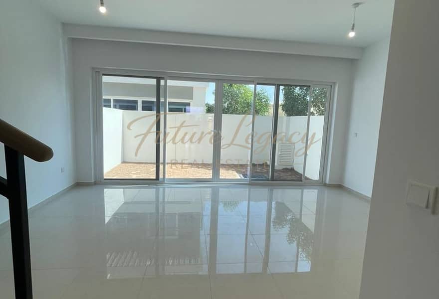 Villetta a schiera a DAMAC Hills 2 (Akoya by DAMAC),Verona, 4 camere da letto, 2100000 AED - 16087545 Villetta a schiera a DAMAC Hills 2 (Akoya by DAMAC),Verona, 4 camere da letto, 2100000 AED - 16087545
