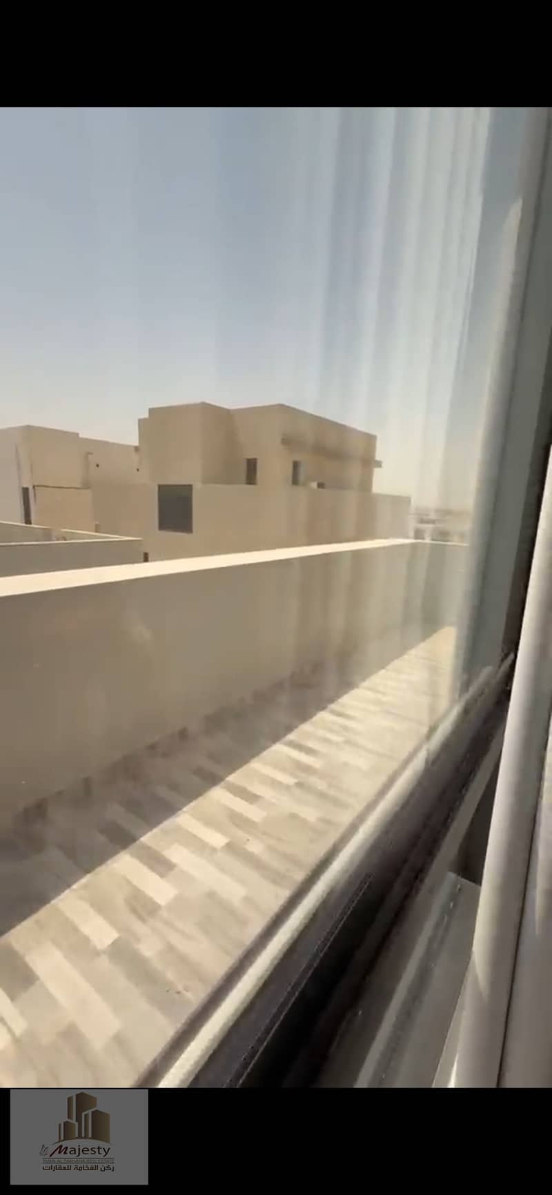 9 1000470125. jpg