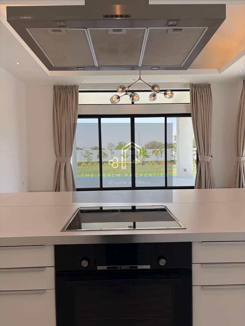 8 1001267304. jpg