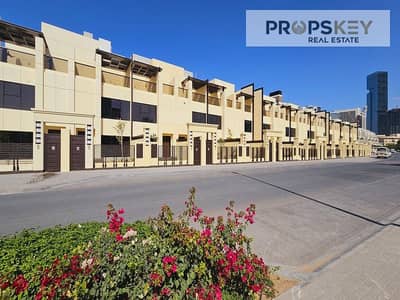 3 habitaciones Townhouse para en Alquiler en Jumeirah Village Circle (JVC), Dubai - . 02. jpg