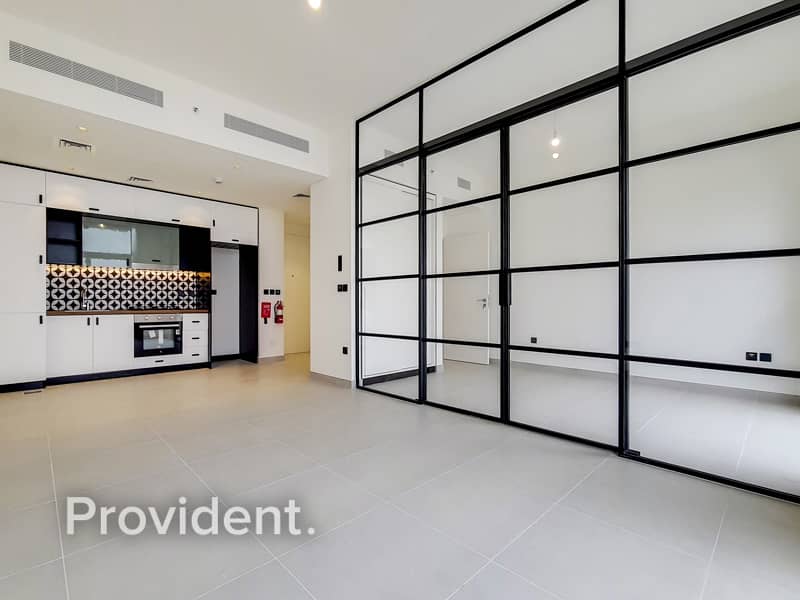 Well Maintained | Vacant | Prime Location Well Maintained | Vacant | Prime Location
