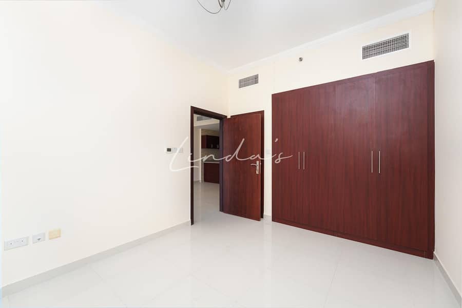 4 images image img
