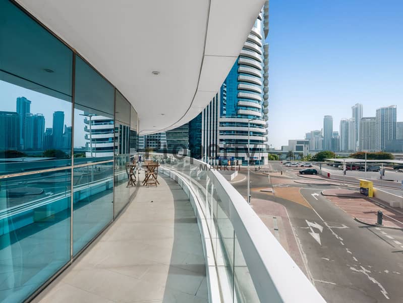 Spacious | Skyline Views | Near Metro | Low Floor Spacious | Skyline Views | Near Metro | Low Floor