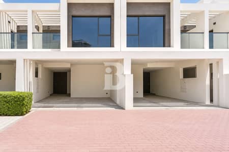4 Schlafzimmer Townhouse zum zur Miete in DAMAC Hills, Dubai - Reihenhaus in DAMAC Hills，Trump Estates，BelAir The Trump Estates, 4 schlafzimmer, 215000 AED - 16089397
