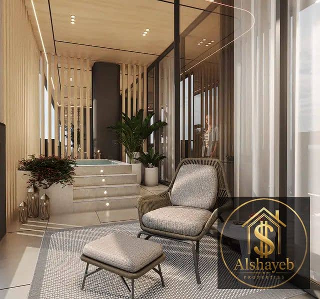 8 BALCONYPOOLR01. webp