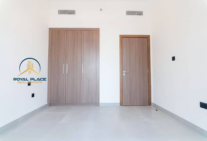 4 burj 3 1bhk 1-022c0089-55d5-475b-be6f-698dc5674307. png