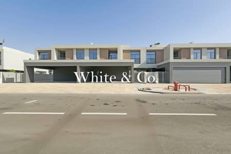 4 Bedroom Villa for Sale in Dubai South, Dubai - 4 BR Villa | Closed Kitchen | Well Priced 4 Bedroom Villa for Sale in Dubai South, Dubai - 4 BR Villa | Closed Kitchen | Well Priced