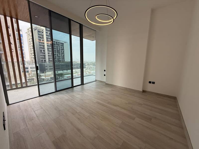 9 WhatsApp Image 2025-08-19 at 13.00. 08_713b6ebd. jpg