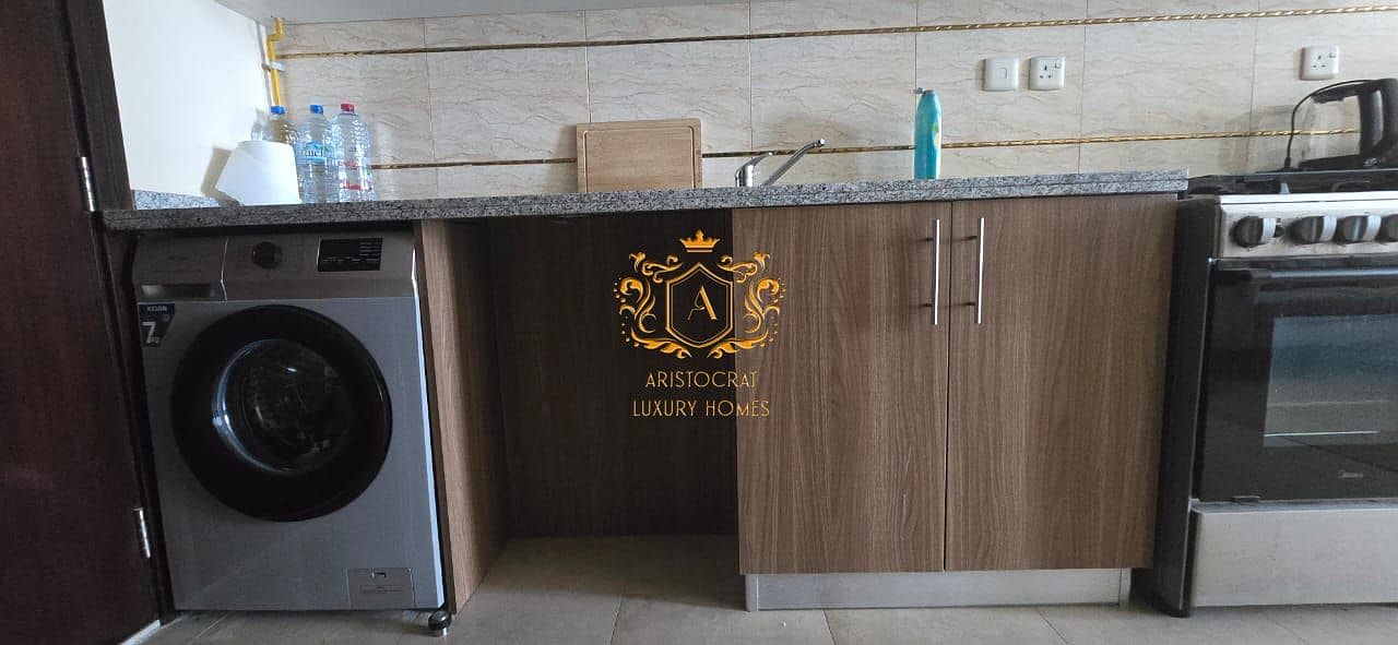 8 Kitchen 03. jpeg