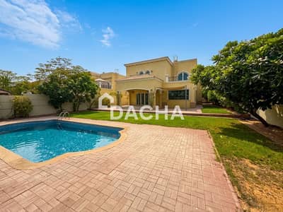 4 Camere Villa in affitto a Jumeirah Park, Dubai - Villa a Jumeirah Park,District 4, 4 camere da letto, 450000 AED - 16091402 4 Camere Villa in affitto a Jumeirah Park, Dubai - Villa a Jumeirah Park,District 4, 4 camere da letto, 450000 AED - 16091402