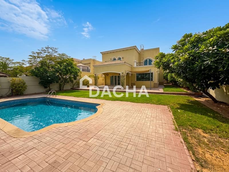 Villa a Jumeirah Park,District 4, 4 camere da letto, 450000 AED - 16091402 Villa a Jumeirah Park,District 4, 4 camere da letto, 450000 AED - 16091402