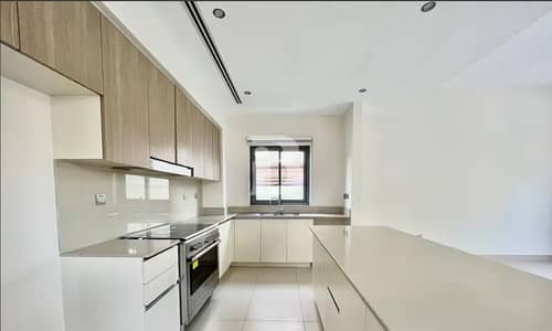 5 habitaciones Villa para en Alquiler en Dubai Hills Estate, Dubai - Villa en Dubai Hills Estate,Sidra Villas,Sidra 2, 5 dormitorios, 1000000 AED - 16091822 5 habitaciones Villa para en Alquiler en Dubai Hills Estate, Dubai - Villa en Dubai Hills Estate,Sidra Villas,Sidra 2, 5 dormitorios, 1000000 AED - 16091822