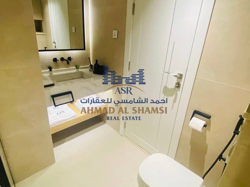 15 3c699d7c-4d8a-4fbb-a6bd-c2a29d959777. jpg