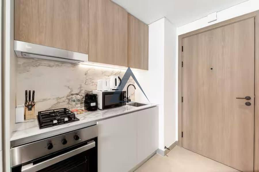 6 Property Image