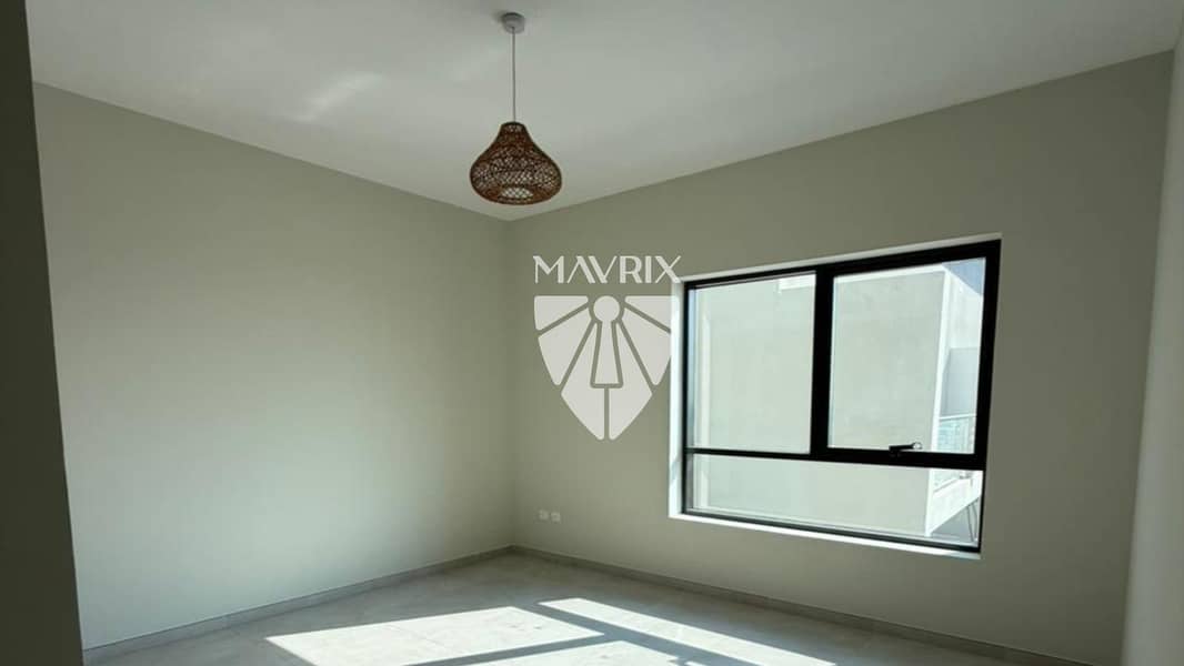 7 Image 7