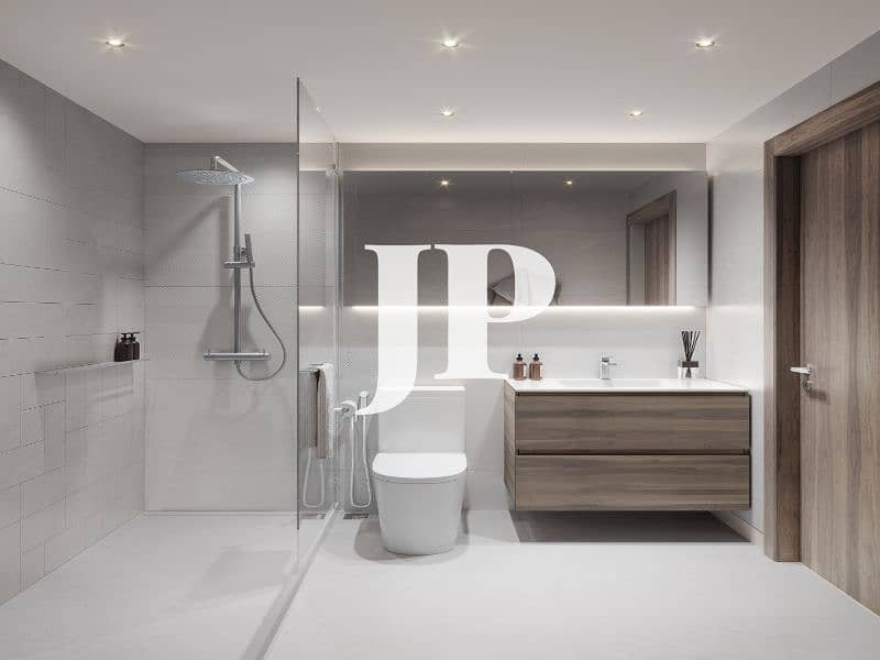 10 TETR1S_1B_Bathroom. jpg