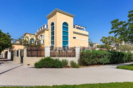 Villa de 4 chambres à à louer à Jumeirah Park, Dubai - Villa à Jumeirah Park，District 9, 4 chambres, 410000 AED - 16093216