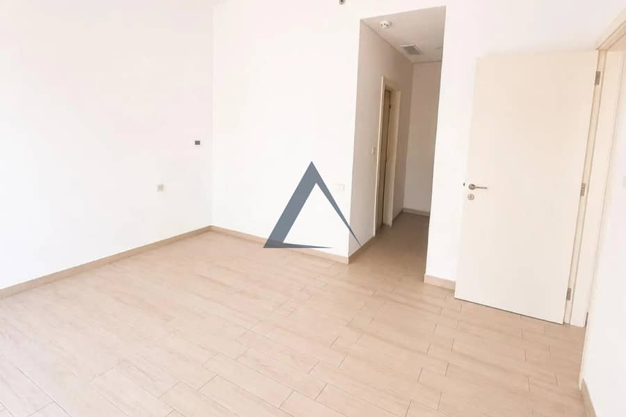 4 Property Image