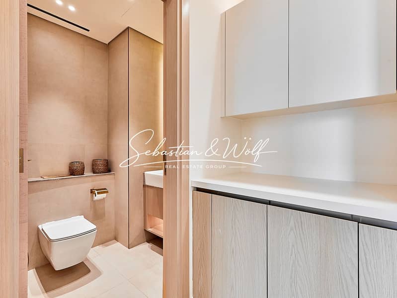 9 08_Guest_Bathroom. jpg
