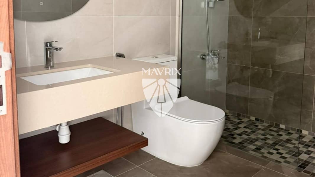 11 Image 11