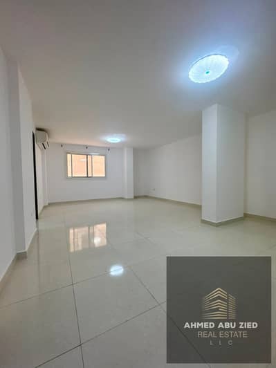 3 habitaciones Apartamento para en Alquiler en Al Jurf, Ajman - WhatsApp Image 2026-08-06 at 4.52. 28 PM. jpeg 3 habitaciones Apartamento para en Alquiler en Al Jurf, Ajman - WhatsApp Image 2026-08-06 at 4.52. 28 PM. jpeg