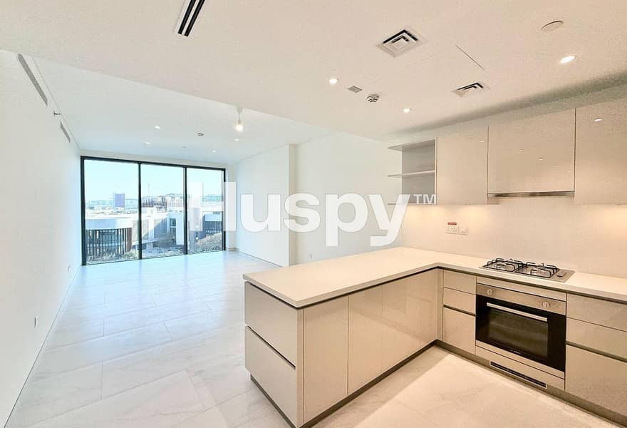 High Floor | Creek Harbor View | With Storage High Floor | Creek Harbor View | With Storage