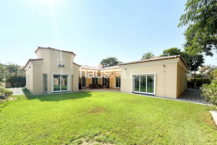 Exclusive | Internal Main Park Backing | Upgraded Exclusive | Internal Main Park Backing | Upgraded