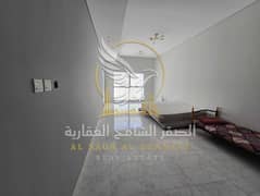 فيلا فاخرة بمنطقة الغافية بالشارقة مساحة ضخمة جدا و تقسيم ممتاز مع تشطيب عصري و حديث للايجار السنوي