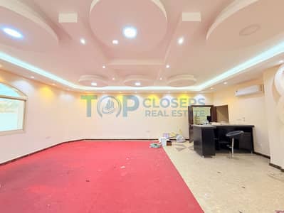 4 Bedroom Villa for Rent in Al Markhaniyyah, Al Ain - Prime Location | Front Yard | Covered Parking
