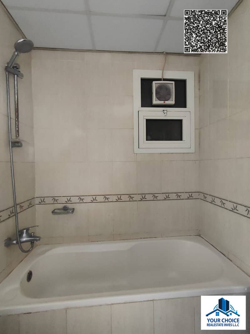 10 d68c162f-fb0f-4d36-bc1e-cb5ddc9a0ec0. jpg