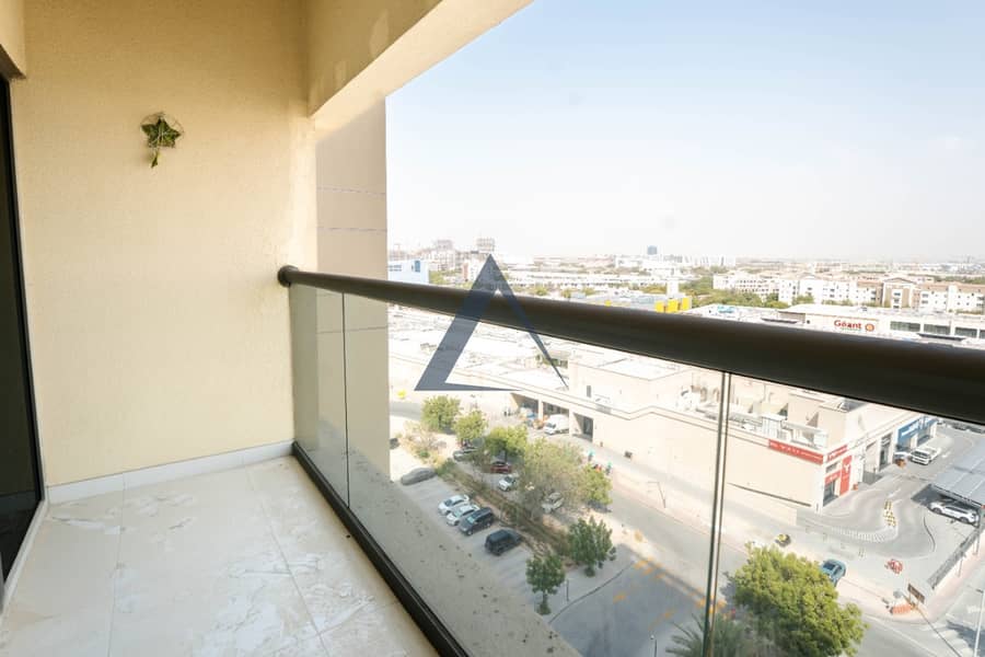 5 Property Image