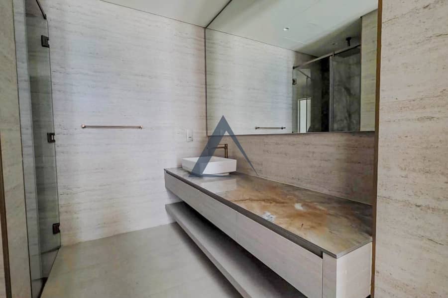10 Property Image