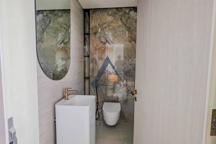 11 Property Image