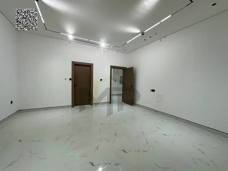 21 803426180-1066x800. webp