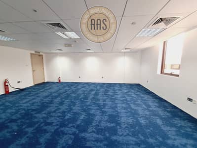 Office para en Alquiler en Dubai Investments Park (DIP), Dubai - 92c7240e-7b7f-4830-882e-4aff514f8f65. jpg