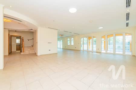 5 Camere Villa in affitto a Jumeirah Park, Dubai - Villa a Jumeirah Park,District 2, 5 camere da letto, 510000 AED - 16096313 5 Camere Villa in affitto a Jumeirah Park, Dubai - Villa a Jumeirah Park,District 2, 5 camere da letto, 510000 AED - 16096313